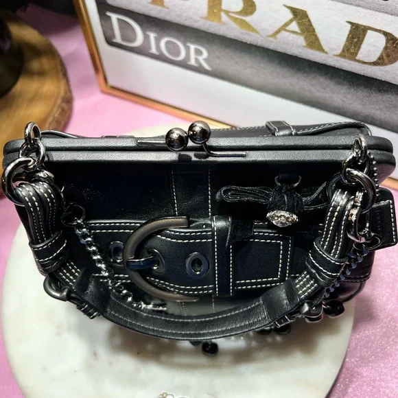 Coach RARE Black Soho Kisslock Vintage leather crystal velvet bow EUC - Picture 5 of 13